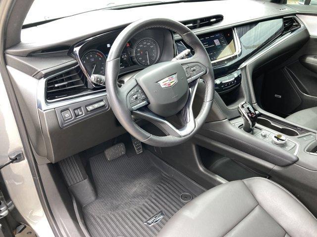 used 2024 Cadillac XT6 car, priced at $43,901