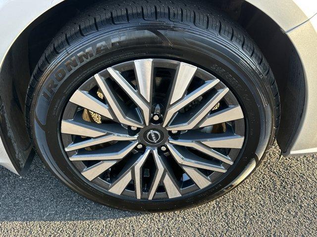 used 2024 Nissan Altima car, priced at $19,938