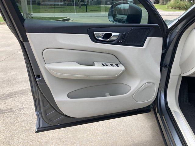 used 2021 Volvo XC60 car, priced at $23,720