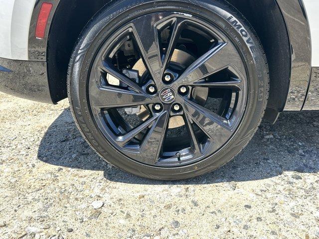 used 2025 Buick Envision car, priced at $31,347