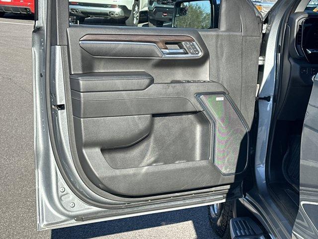 used 2023 GMC Sierra 1500 car, priced at $48,086