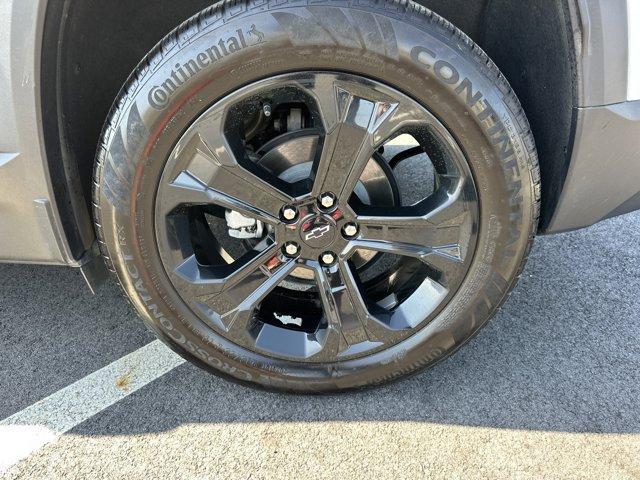 used 2025 Chevrolet Equinox car, priced at $24,939