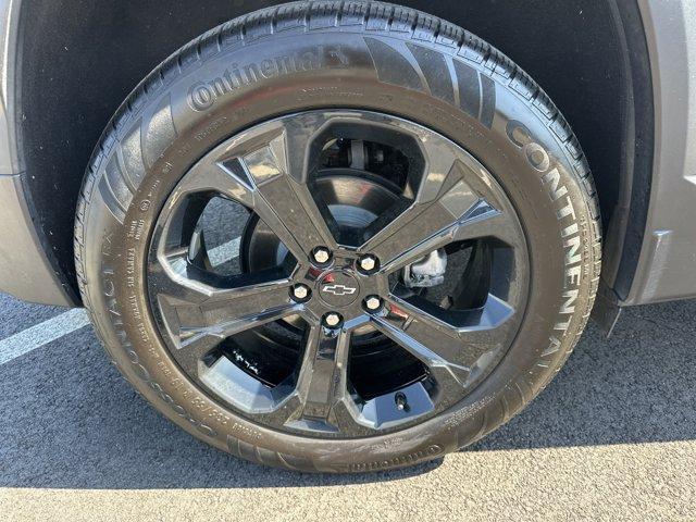 used 2025 Chevrolet Equinox car, priced at $24,939