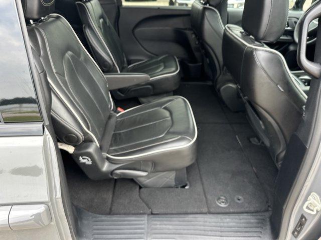 used 2025 Chrysler Pacifica car, priced at $31,875