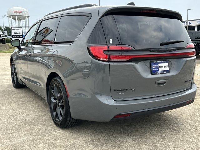 used 2025 Chrysler Pacifica car, priced at $31,875