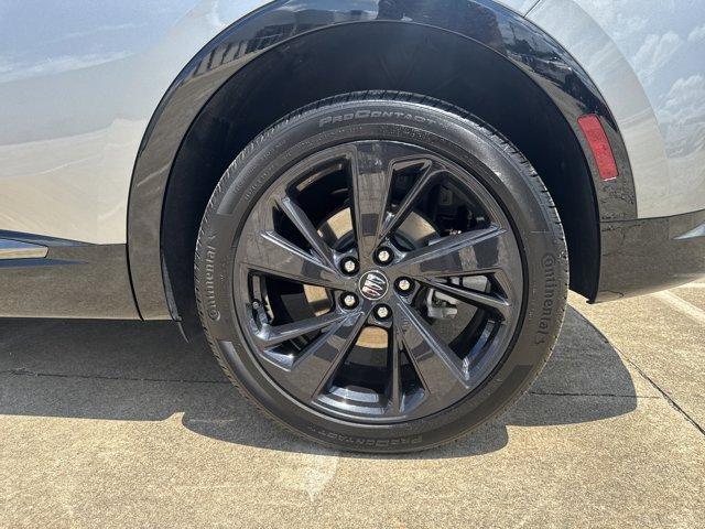 used 2025 Buick Envision car, priced at $31,995