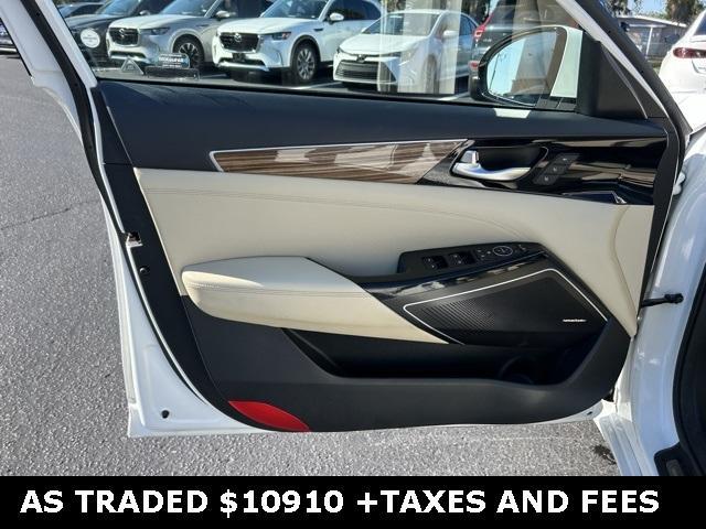 used 2017 Kia Cadenza car, priced at $10,910