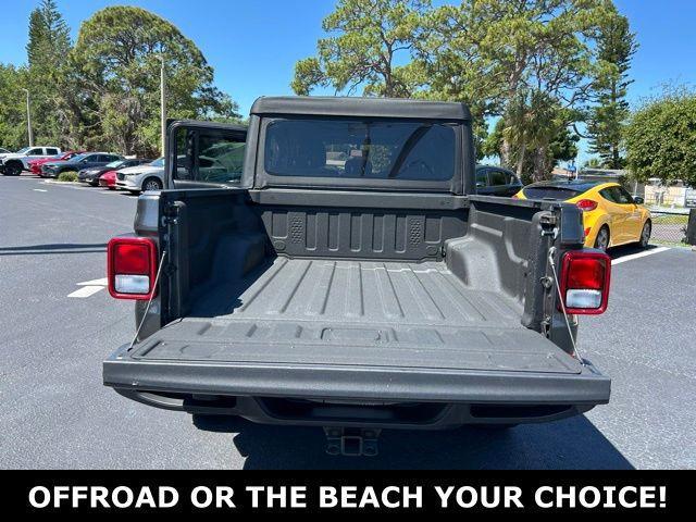 used 2022 Jeep Gladiator car, priced at $33,329