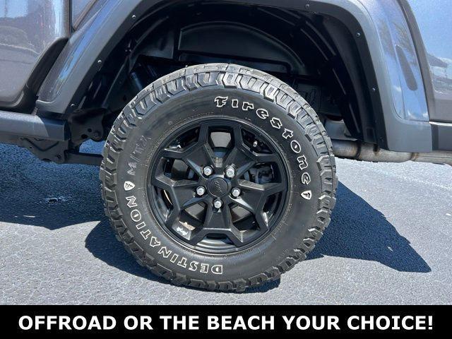 used 2022 Jeep Gladiator car, priced at $33,329