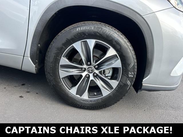 used 2023 Toyota Highlander car, priced at $31,840