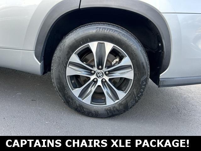 used 2023 Toyota Highlander car, priced at $31,840