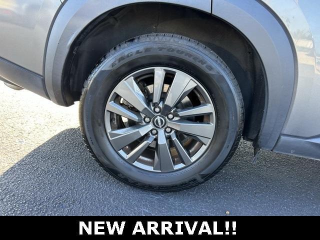 used 2022 Nissan Pathfinder car, priced at $17,910
