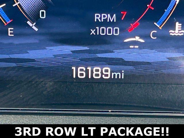 used 2025 Chevrolet Traverse car, priced at $35,960