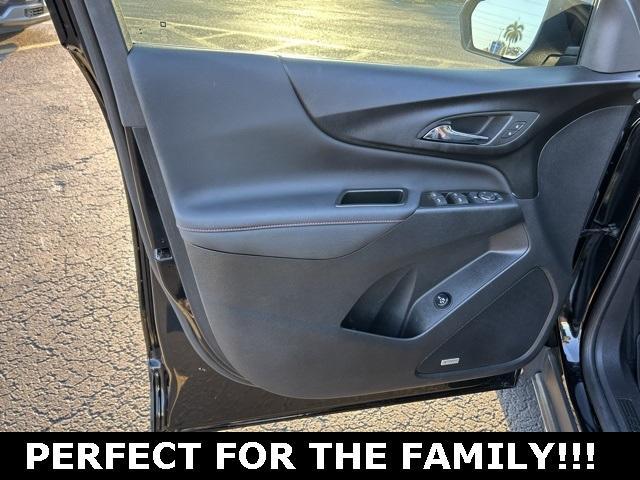 used 2023 Chevrolet Equinox car, priced at $21,415