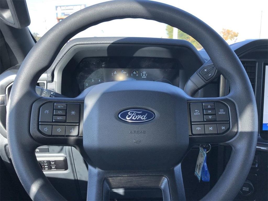 new 2025 Ford F-150 car, priced at $49,105