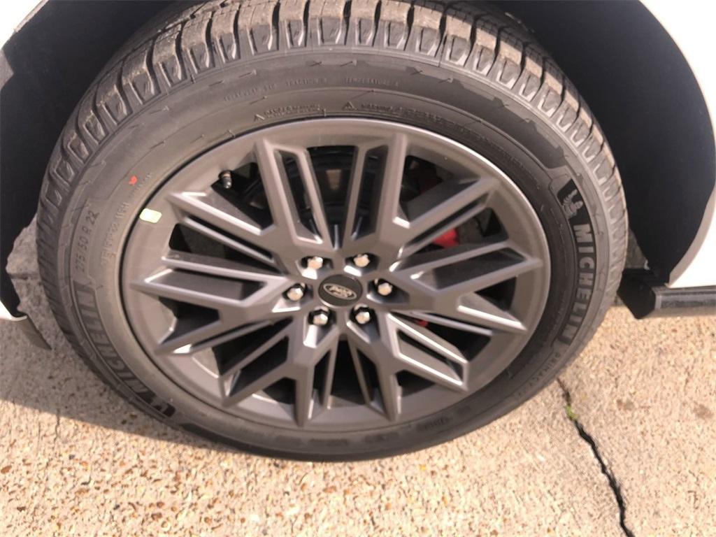 new 2025 Ford Expedition car, priced at $85,230