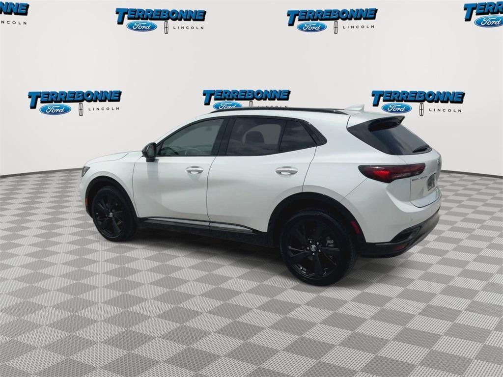 2023 White Frost Tri-Coat Buick Envision