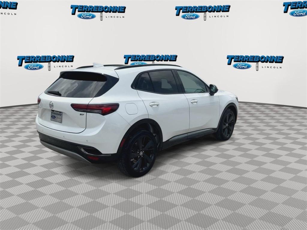 2023 White Frost Tri-Coat Buick Envision