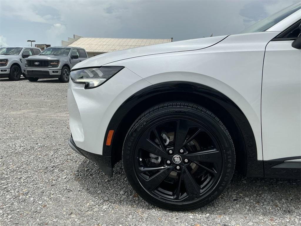 2023 White Frost Tri-Coat Buick Envision