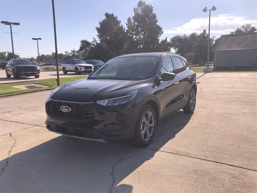 new 2025 Ford Escape car, priced at $31,999