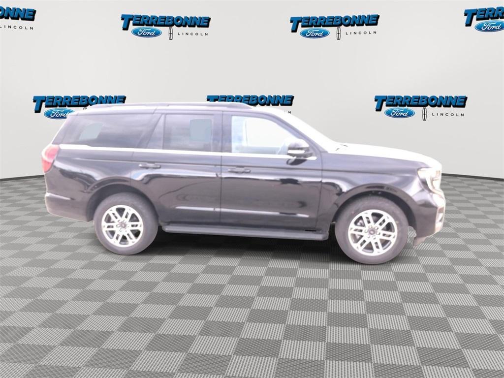 new 2025 Ford Expedition car, priced at $73,585