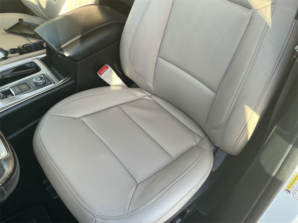 used 2022 Ford Explorer car, priced at $25,893