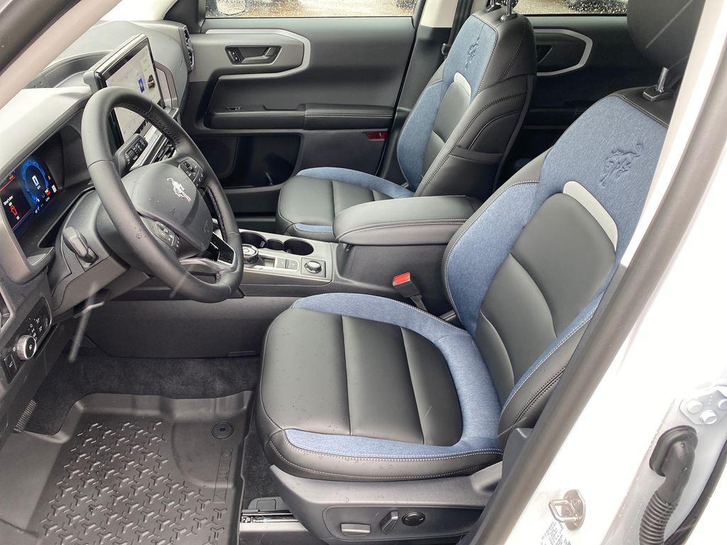 new 2025 Ford Bronco Sport car, priced at $40,985