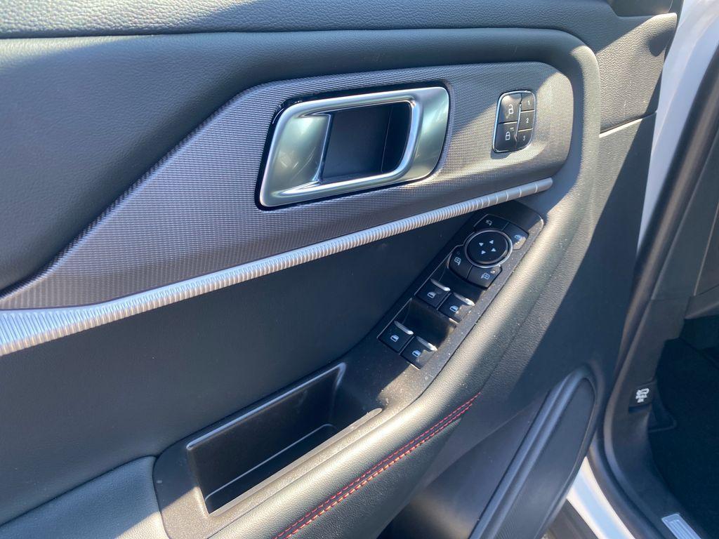 new 2025 Ford Explorer car, priced at $56,500