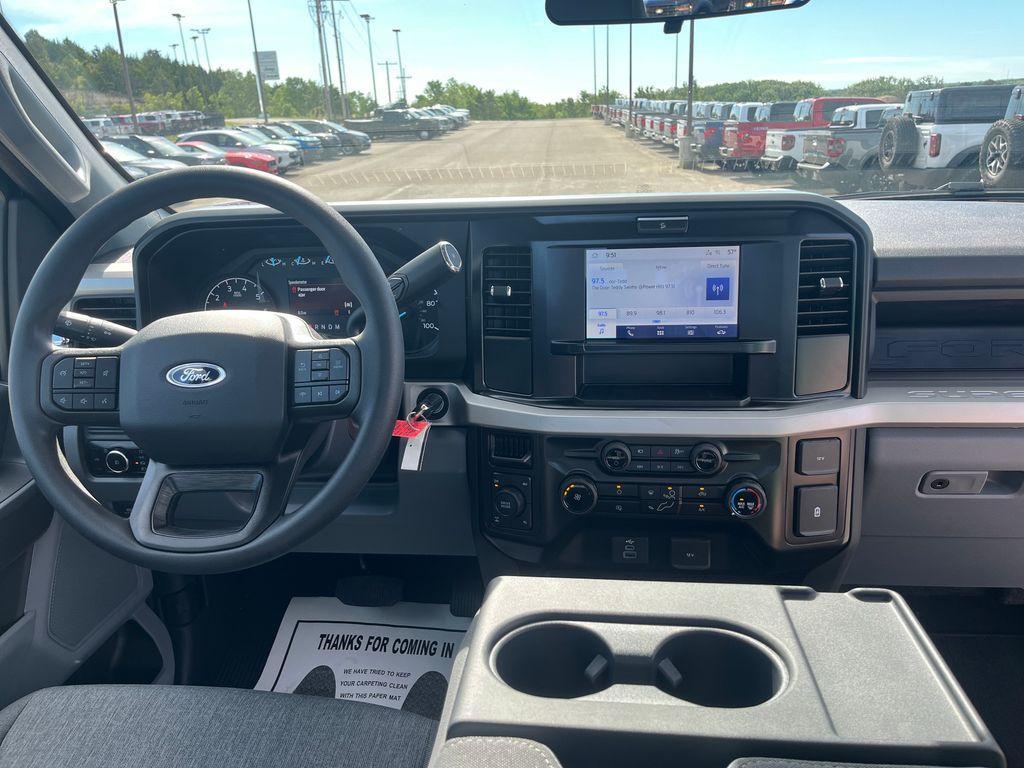 new 2025 Ford F-350 car, priced at $54,990