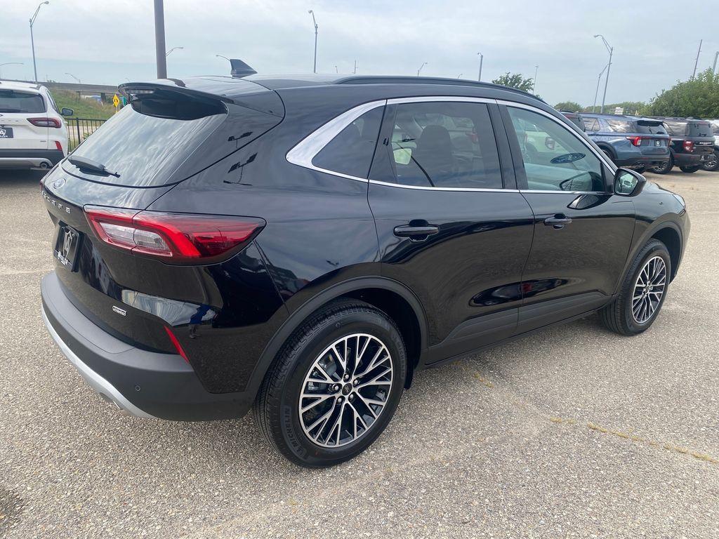 new 2025 Ford Escape car, priced at $36,990