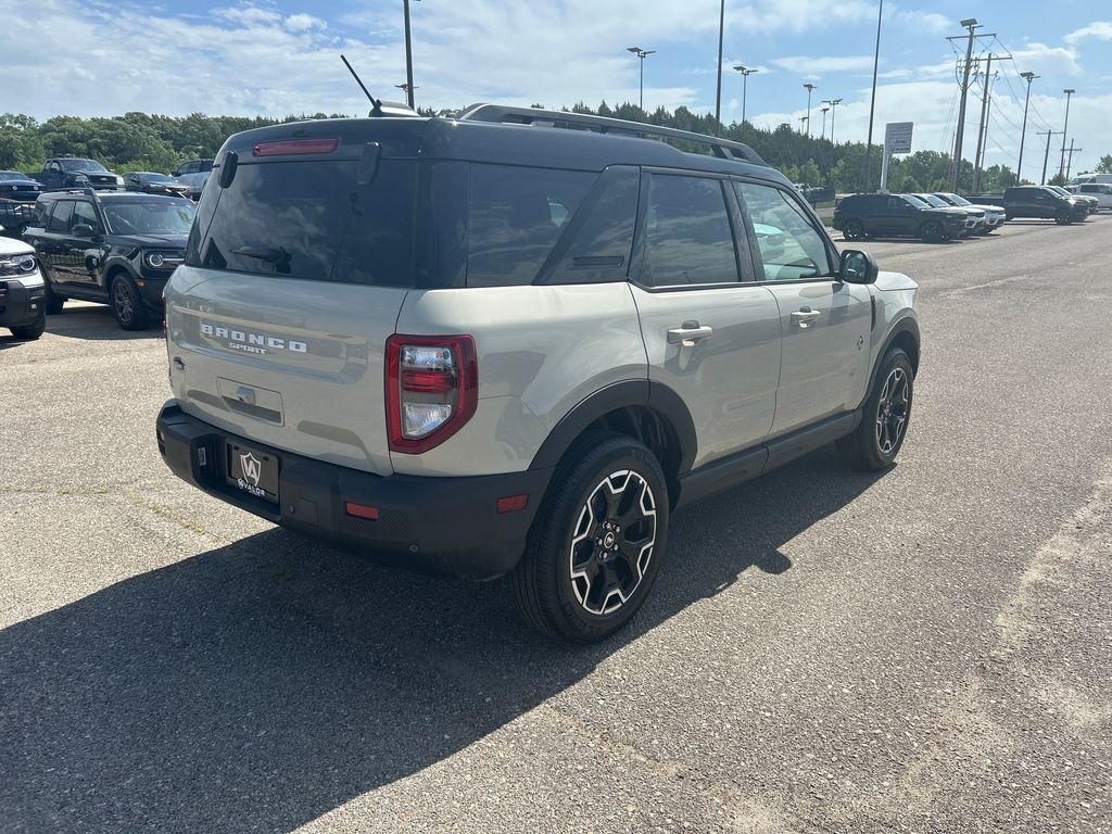new 2025 Ford Bronco Sport car, priced at $35,990
