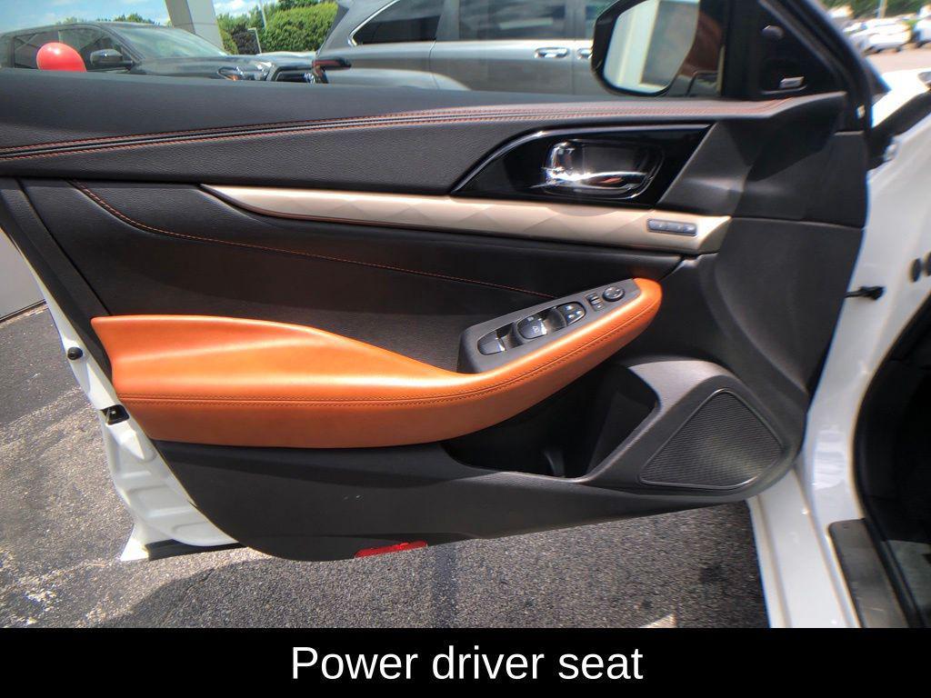 used 2020 Nissan Maxima car, priced at $20,995