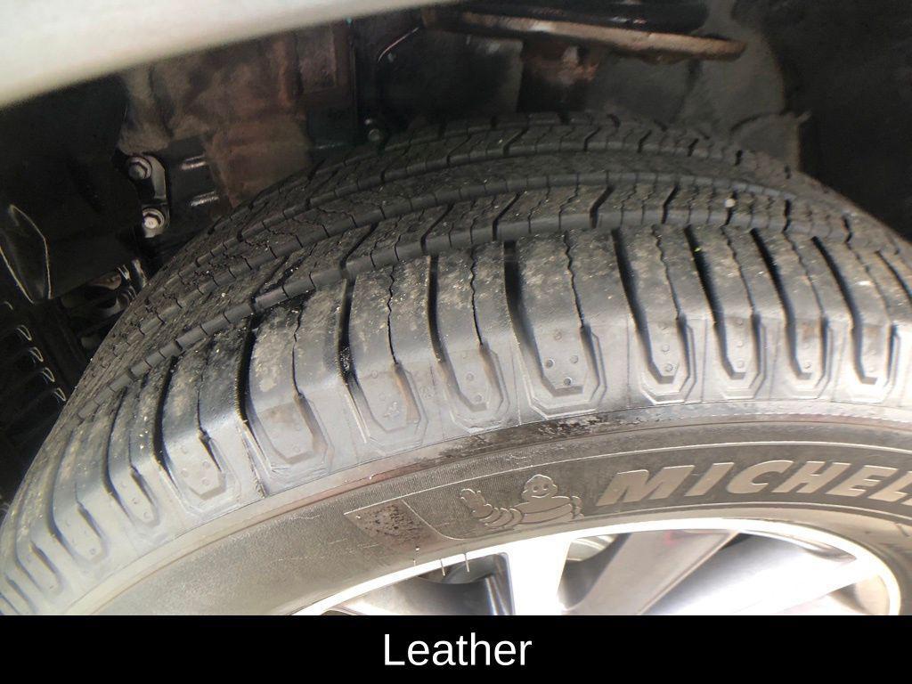 used 2019 Toyota Highlander car, priced at $26,995