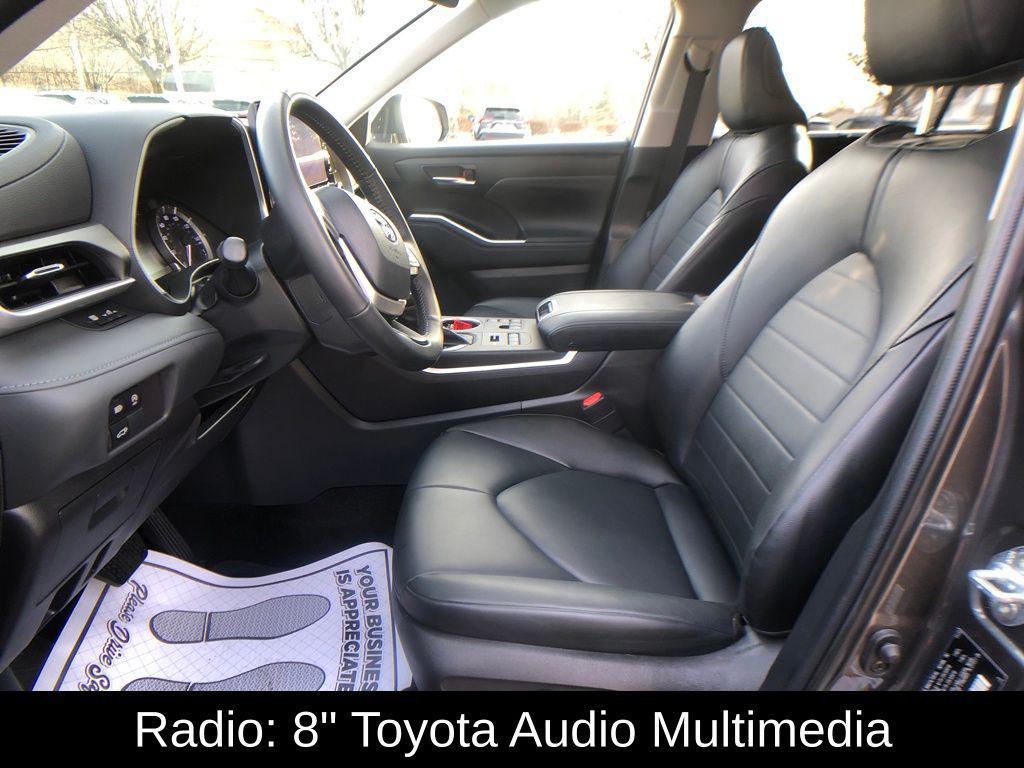 used 2023 Toyota Highlander car, priced at $37,995