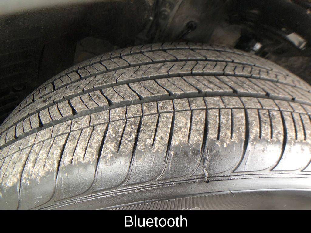 used 2025 Toyota Highlander car, priced at $48,990