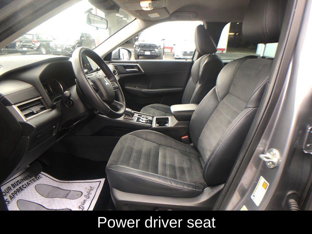 used 2022 Mitsubishi Outlander car, priced at $19,993