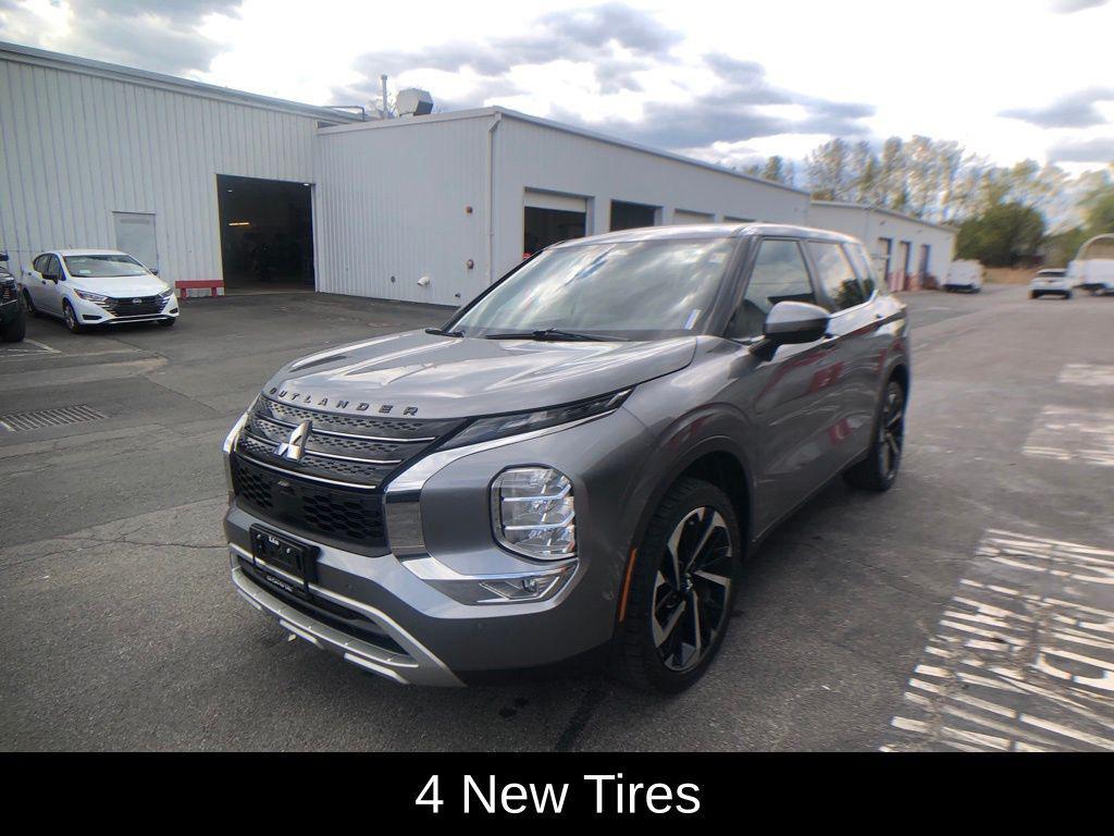 used 2022 Mitsubishi Outlander car, priced at $19,993