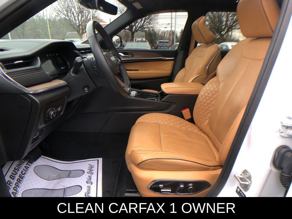 used 2024 Jeep Grand Cherokee car, priced at $47,995