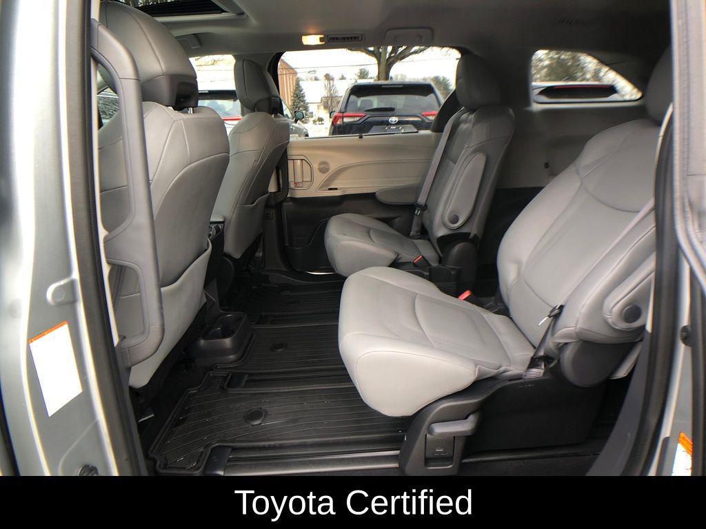 used 2024 Toyota Sienna car, priced at $42,990