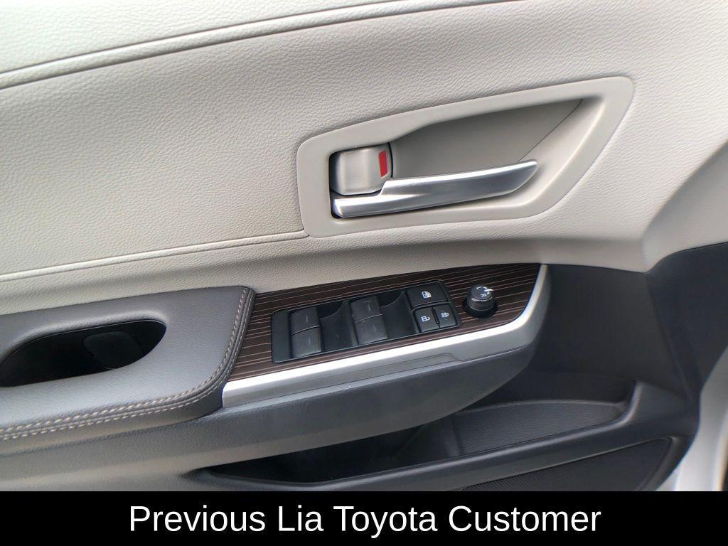 used 2024 Toyota Sienna car, priced at $42,990