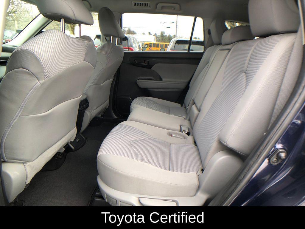 used 2022 Toyota Highlander car, priced at $24,990
