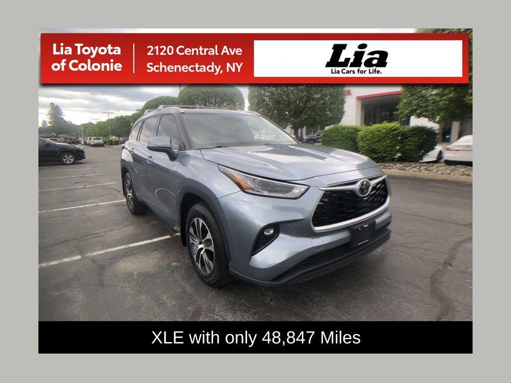 used 2021 Toyota Highlander car, priced at $31,995