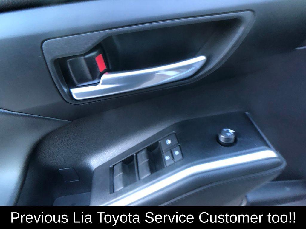 used 2026 Toyota Highlander car, priced at $49,995