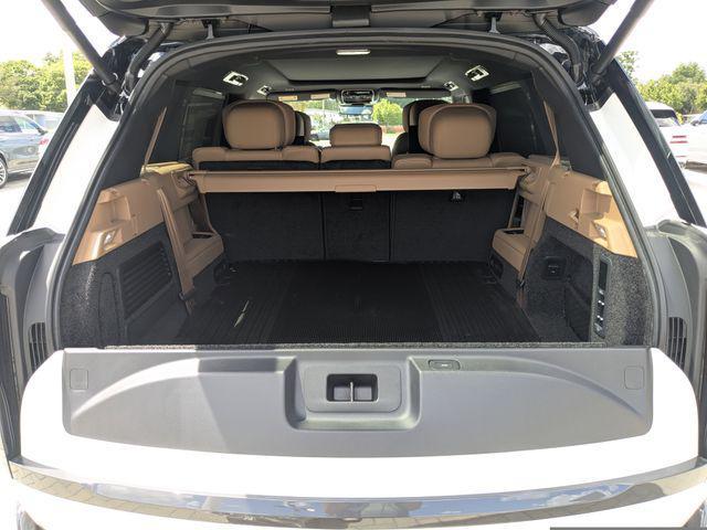 new 2026 Land Rover Range Rover car, priced at $190,005