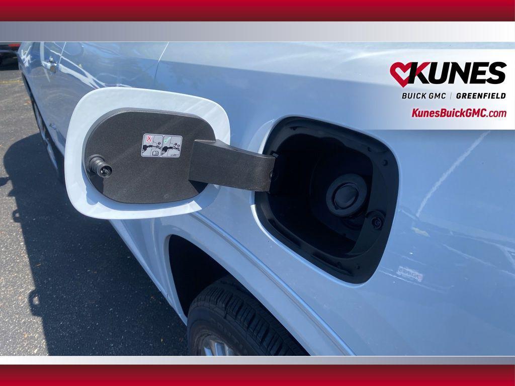 new 2026 Buick Enclave car, priced at $61,112