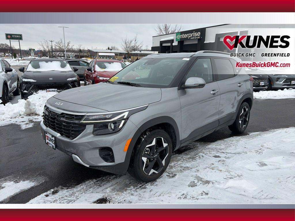 used 2025 Kia Seltos car, priced at $20,799