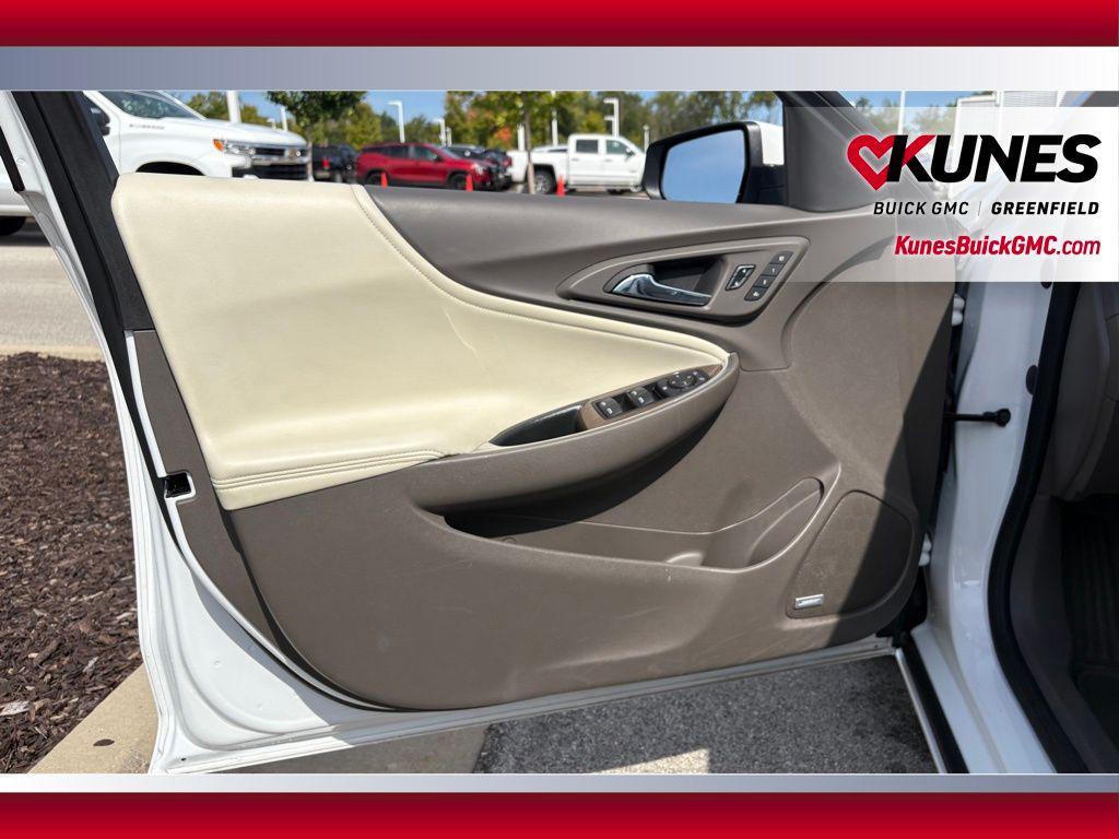 used 2024 Chevrolet Malibu car, priced at $19,995