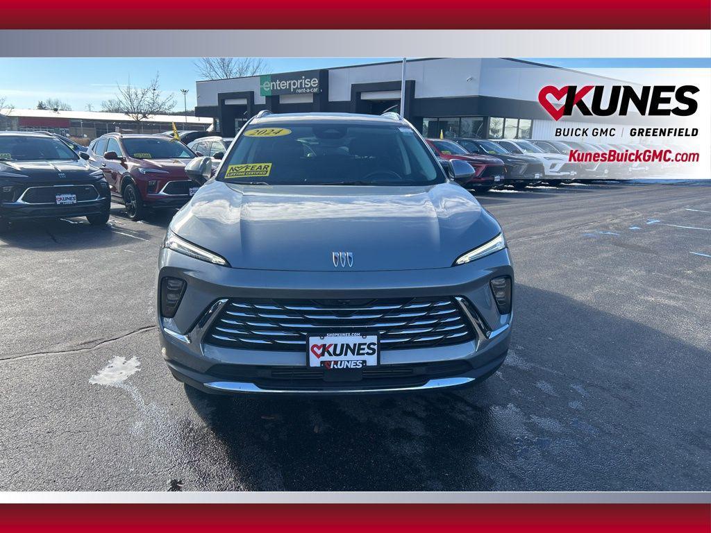 used 2024 Buick Envision car, priced at $25,399