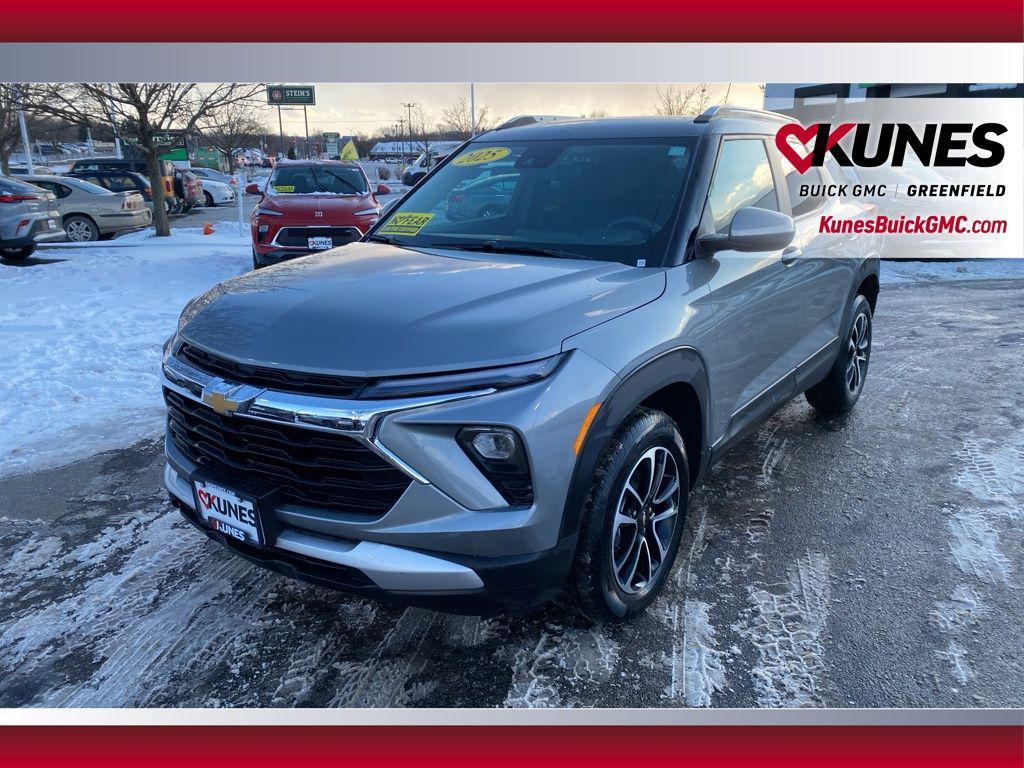 used 2025 Chevrolet TrailBlazer car, priced at $22,997