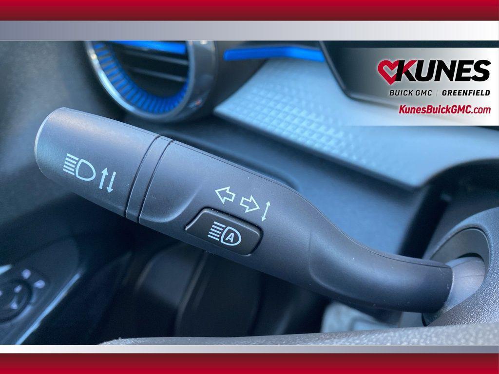 used 2025 Chevrolet Trax car, priced at $19,399